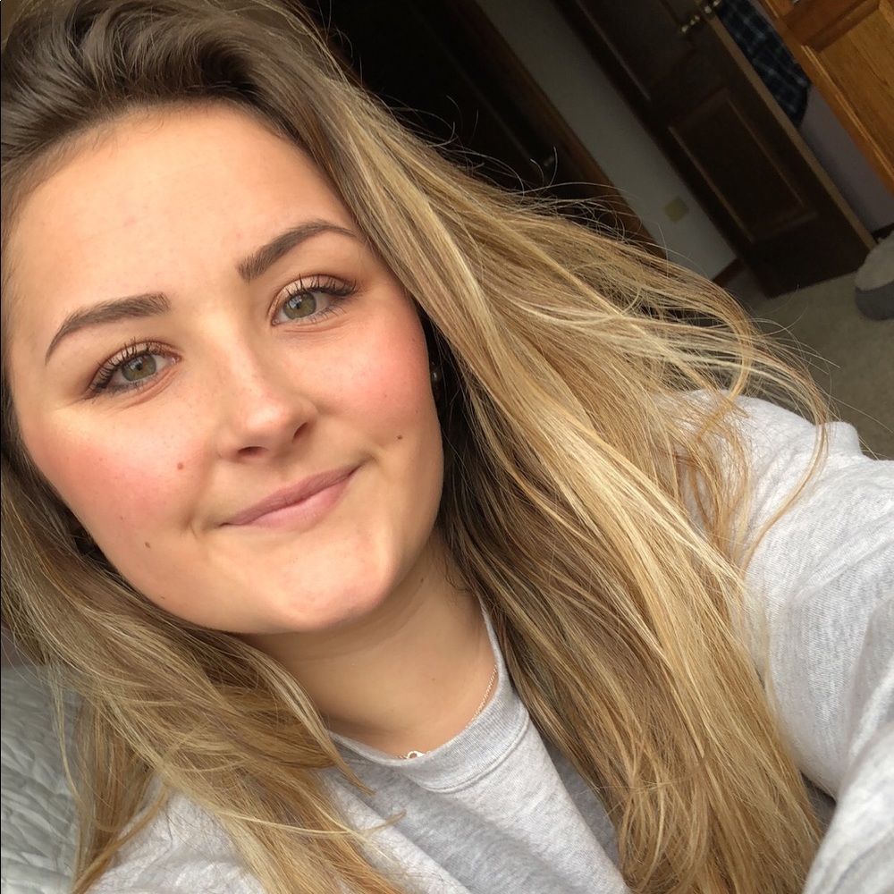 Meet your Posher, Kelsi